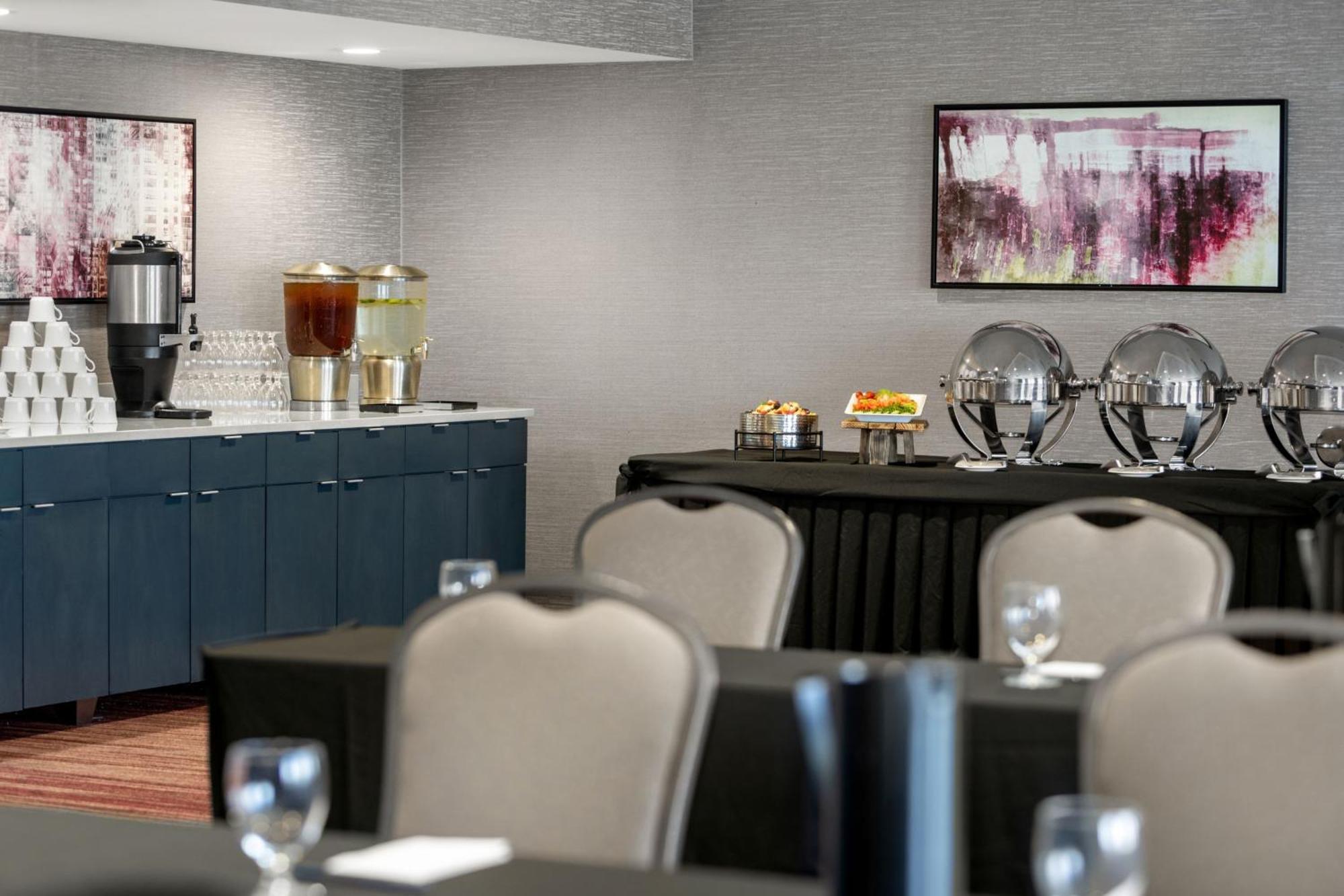 Courtyard By Marriott Omaha Bellevue At Beardmore Event Center Exteriér fotografie