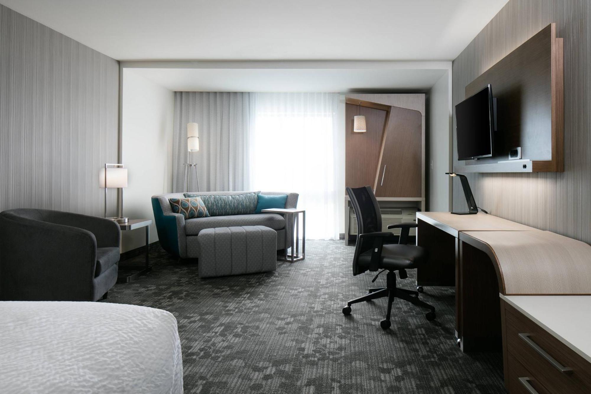 Courtyard By Marriott Omaha Bellevue At Beardmore Event Center Exteriér fotografie
